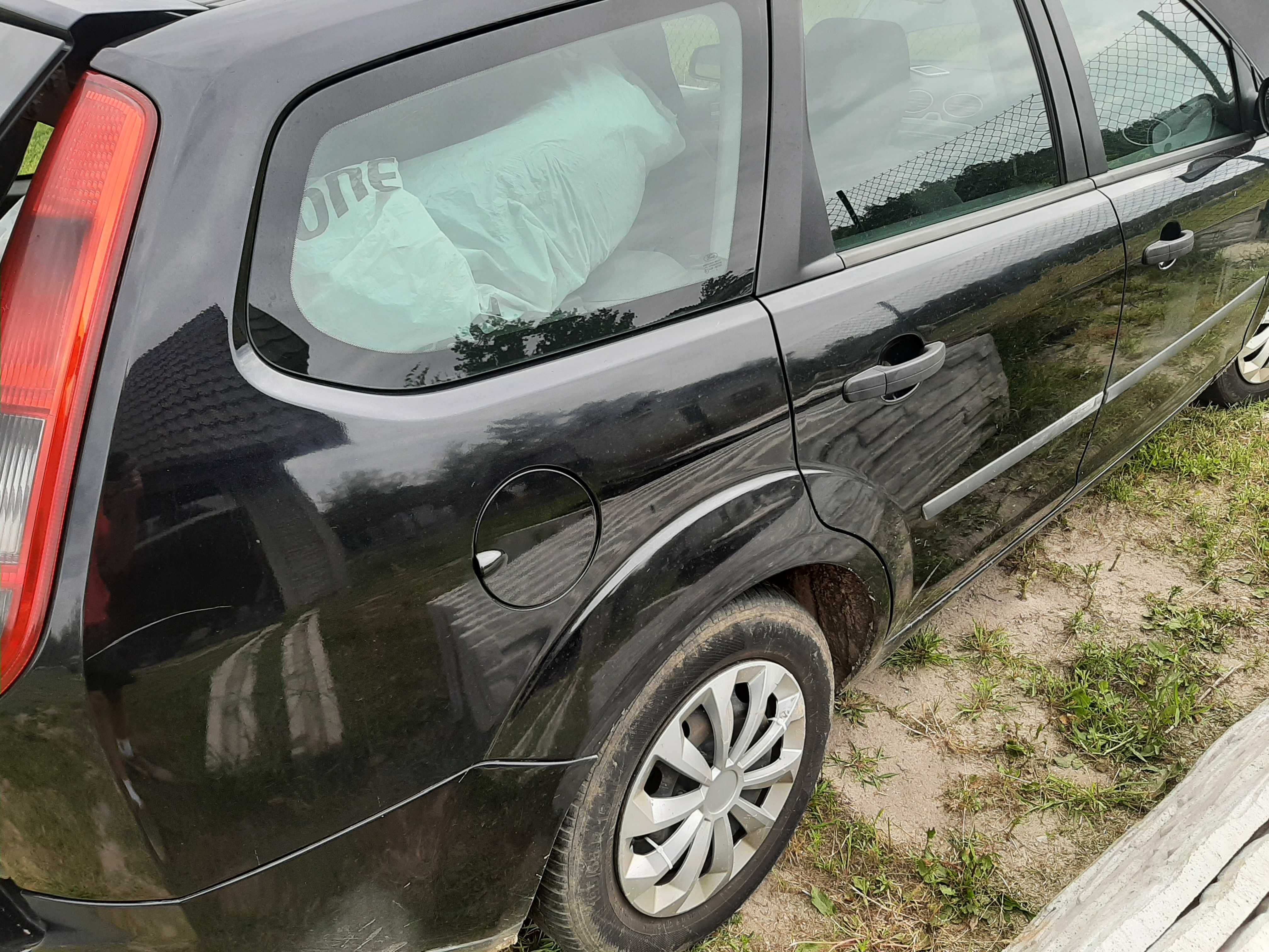 Drzwi Focus 2 II COMBI 2006R 1.6TDCI