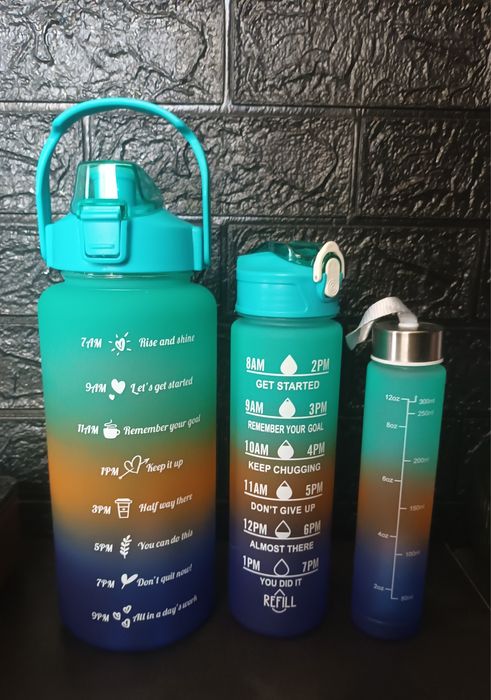 Zestaw butelek na wodę