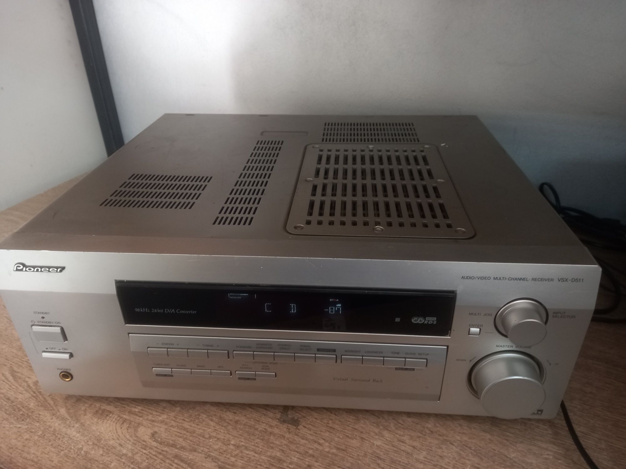 Продам ресивер Pioneer vsx-d511