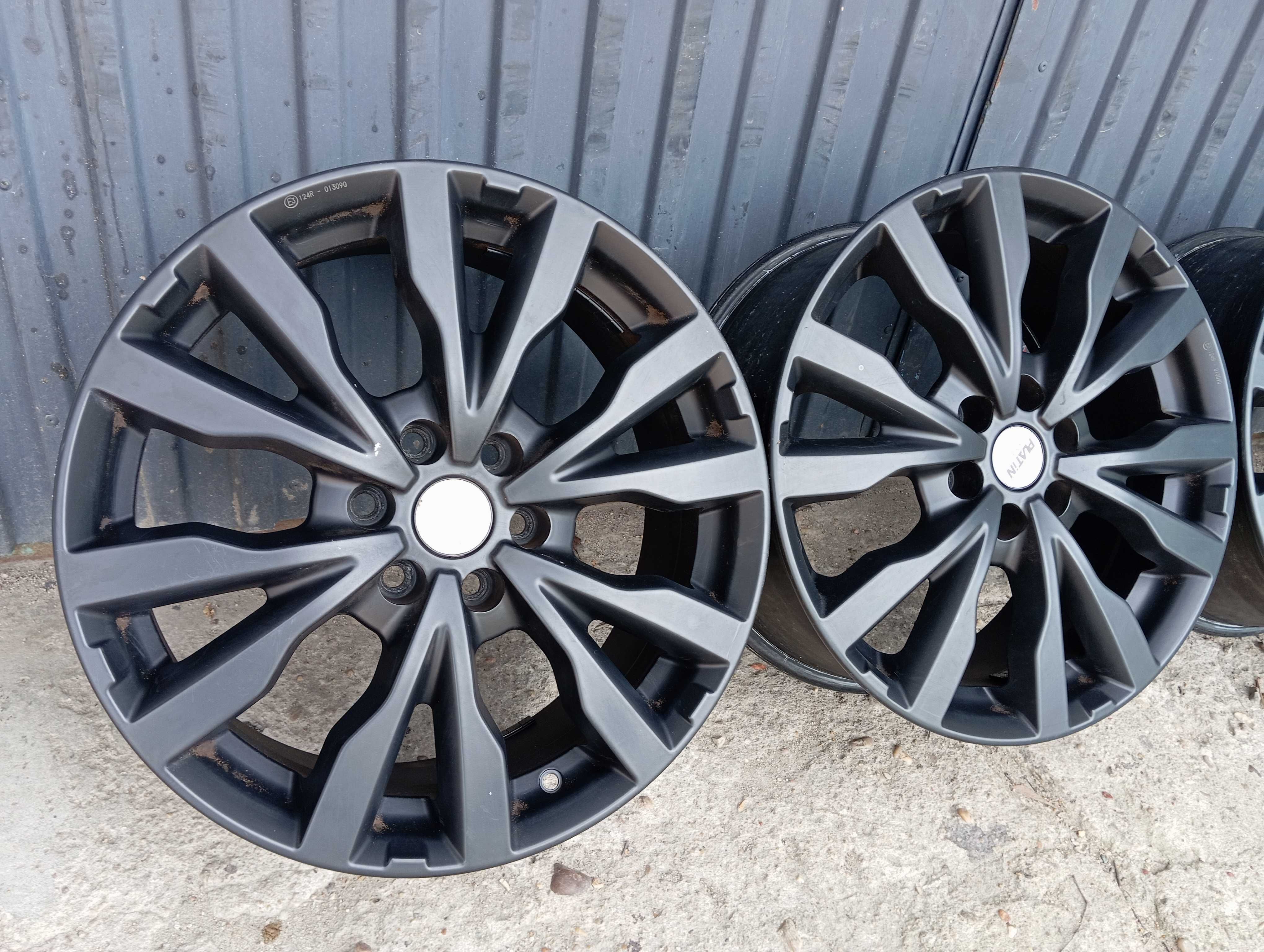 Felgi 18" Mercedes X Klasa NISSAN Pathfinder, Navara 6x114,3 ET50 7,5J