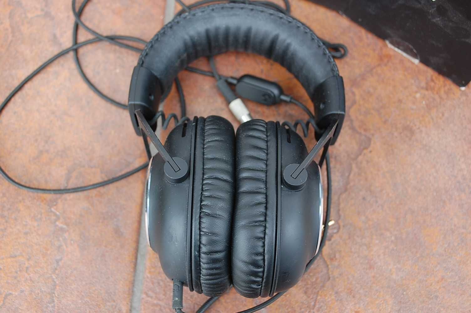 Słuchawki przewodowe z mikrofonem Logitech G Pro  Nauszne Czarne