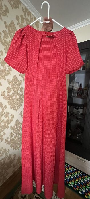 Молодіжна жіноче сукня