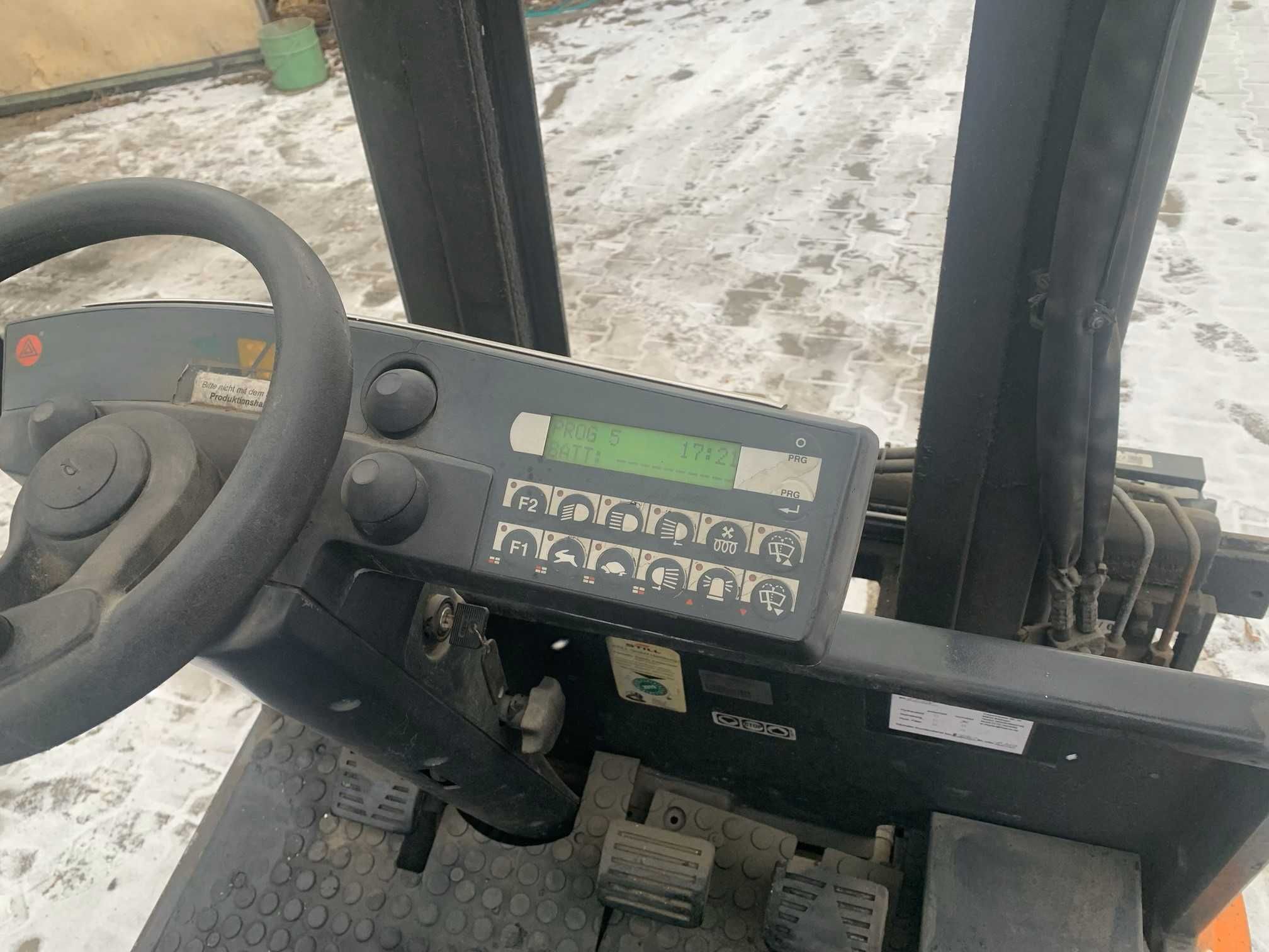 Wózek widłowy elektryczny STILL