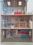 Casinha bonecas em madeira