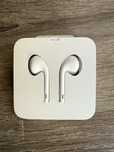 Навушники apple earpods