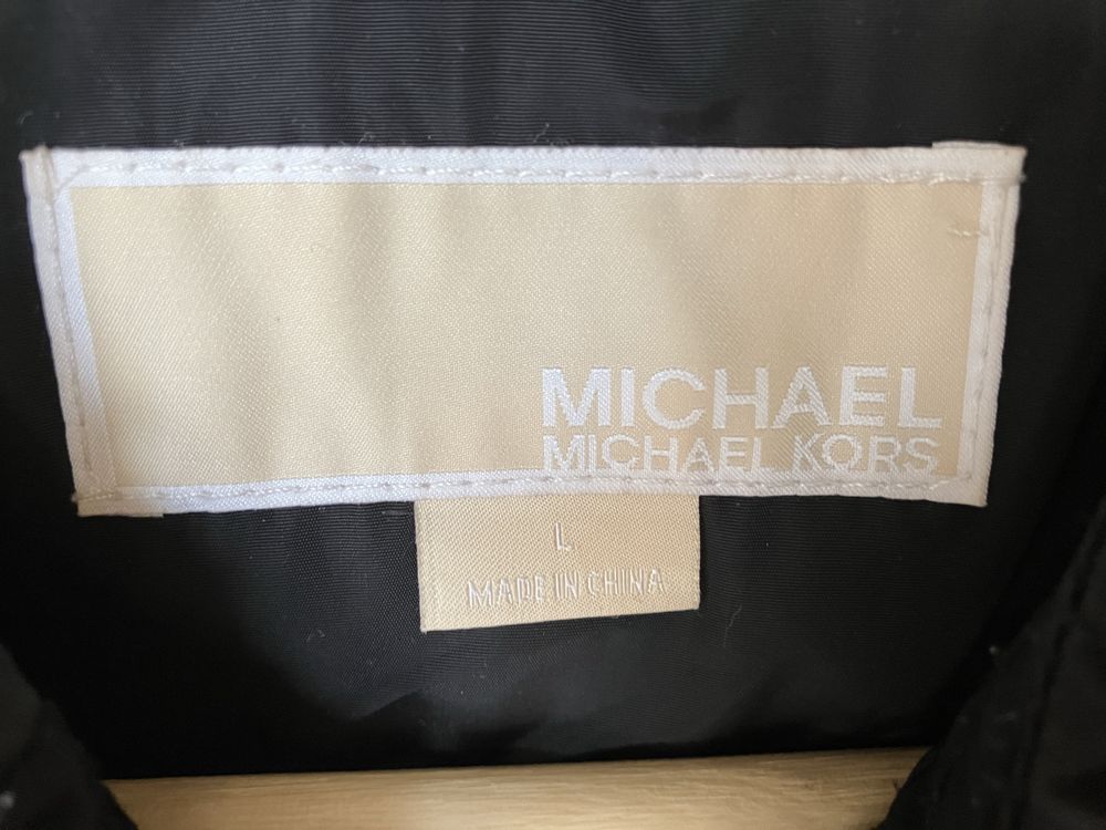 Kurtka Michael Kors czarna w idealnym stanie