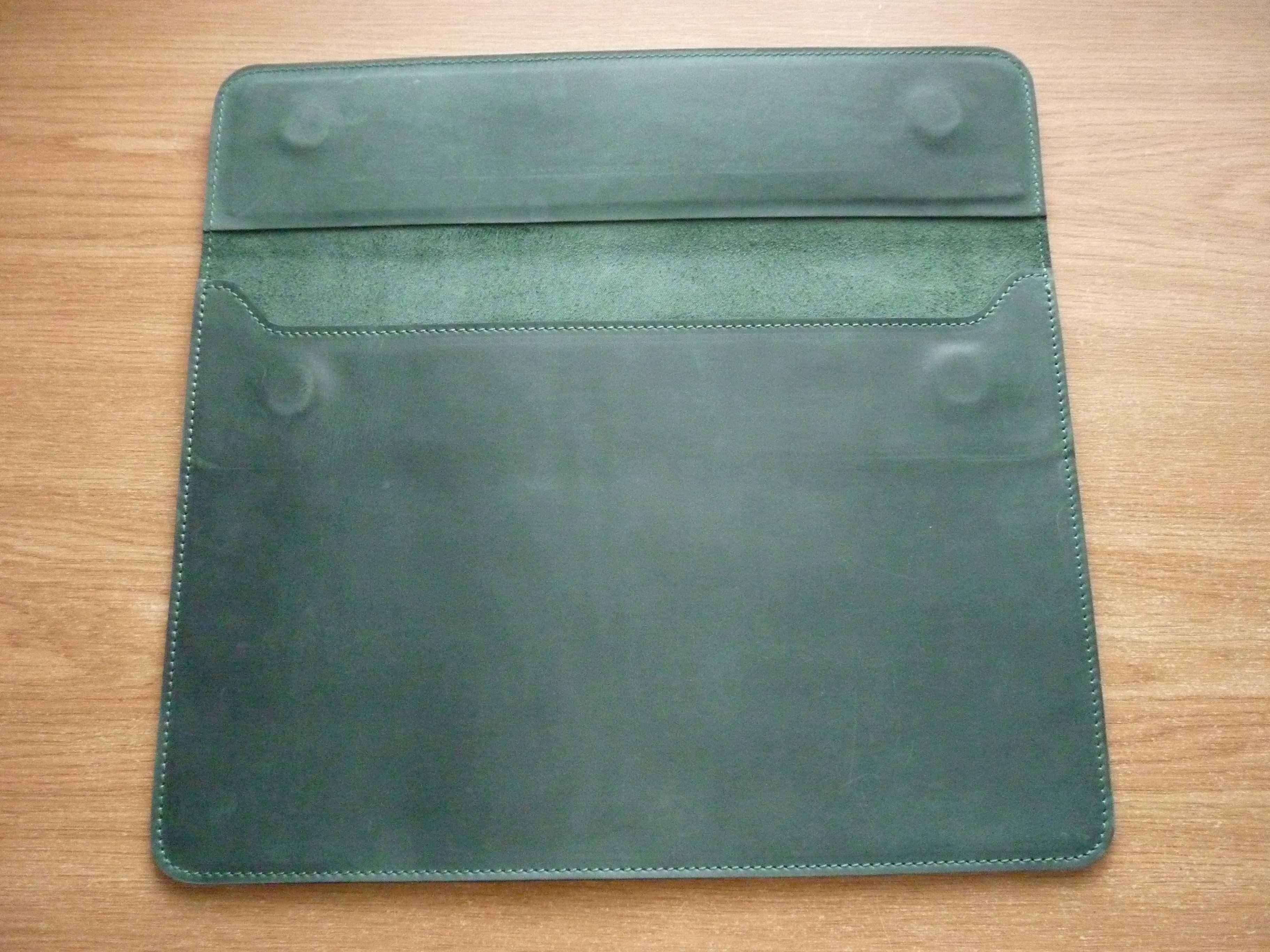 Зеленый чехол из кожи на MACBооK AIR/PRO 13'', конверт