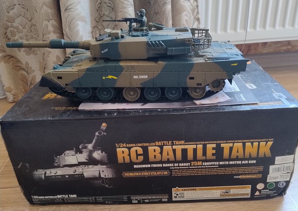 Танк  1/24.RK battle tank type90