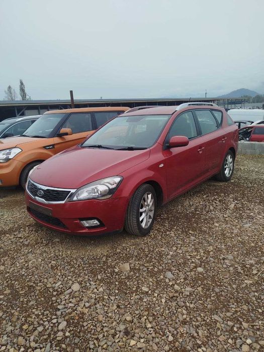 Разборка Кіа Сід Шрот Kia Ceed Киа Сид запчастини б/у 1,6