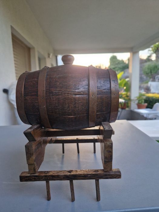 Barril de Madeira para Decoração – Vintage/Rústico