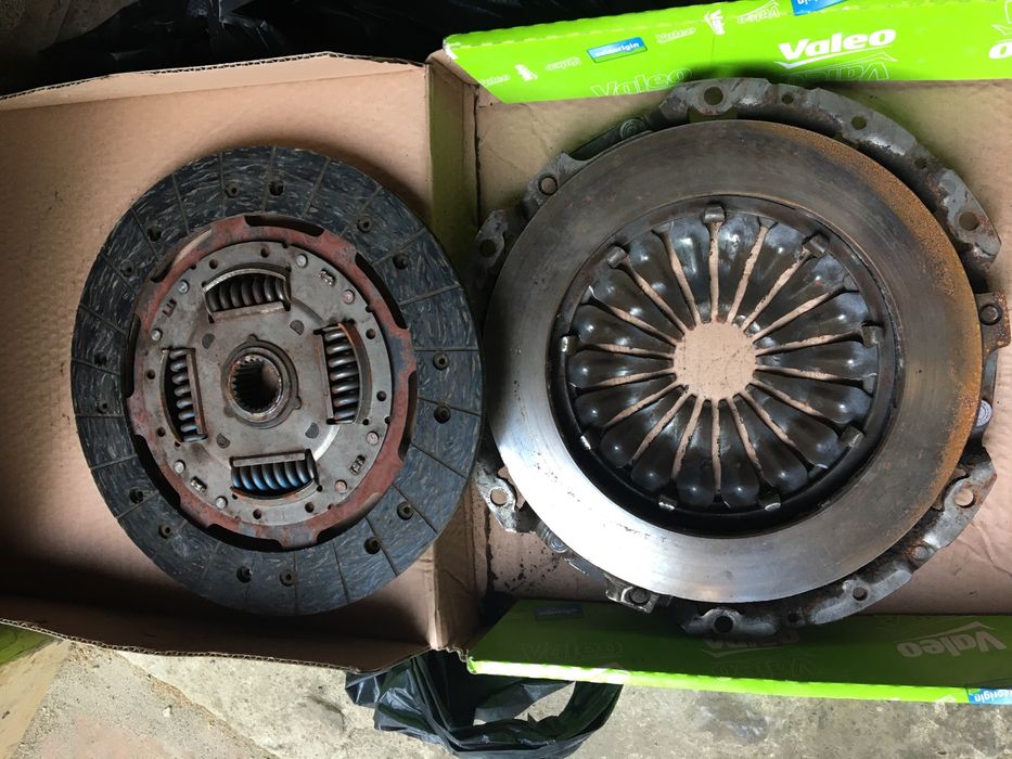 Зчеплення, корзина та диск на Ford connect 1.8 tdci, б/в