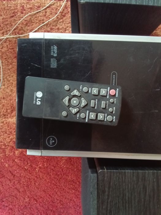 Mini mikro wieża LG pilot