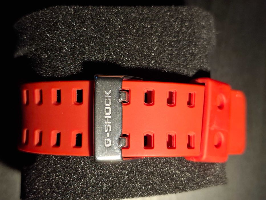 Zegarek G shock czerwony