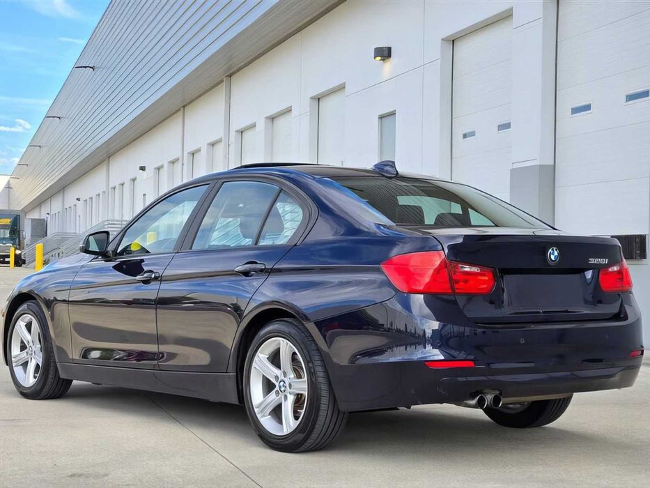 BMW 3 Series 328i      2015
