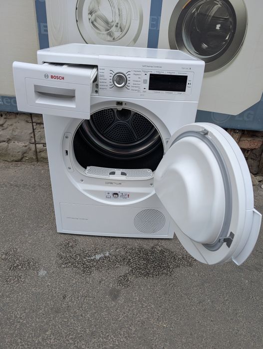 Сушка для одягу Bosch Serie 8 сушилка, сушарка, компресорна