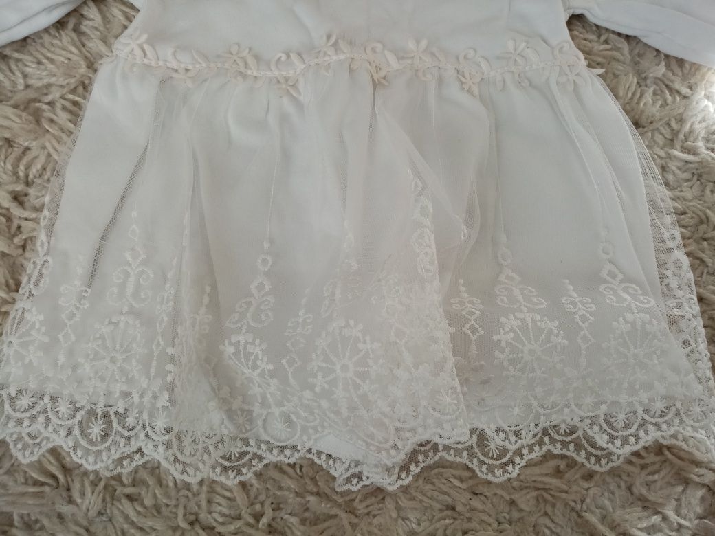 Sukienka biała elegancka