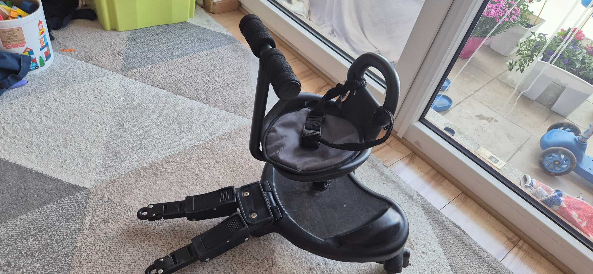 Dostawka do wózka,  prawdopodobnie  Moby System Mr Buggy