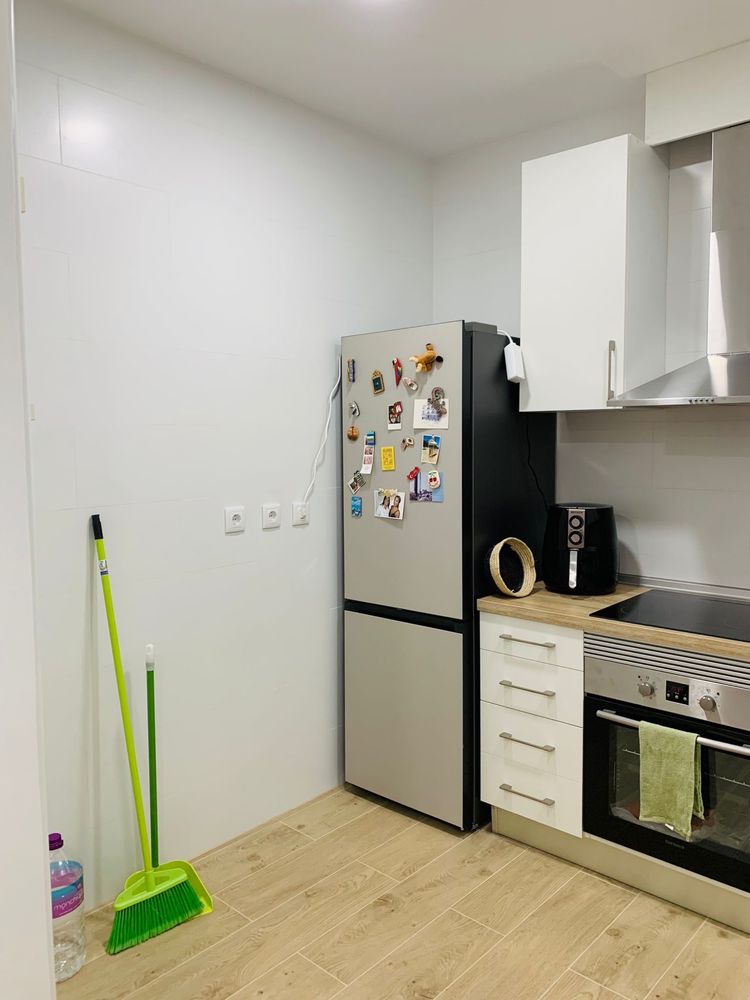 Apartamento T1 com logradoro