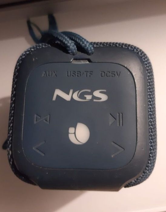 Coluna portátil de som NGS (qualidade de som JBL)