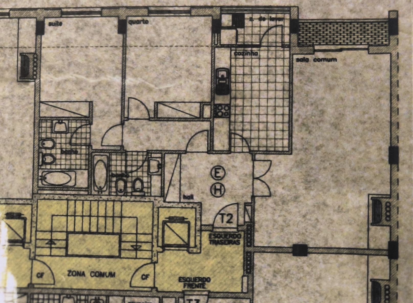 Reservado - Apartamento T2 c/ suite, varanda,  Lugar de garagem e arru