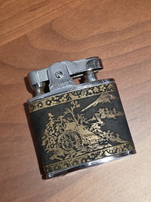 Conjunto de Isqueiros Antigos