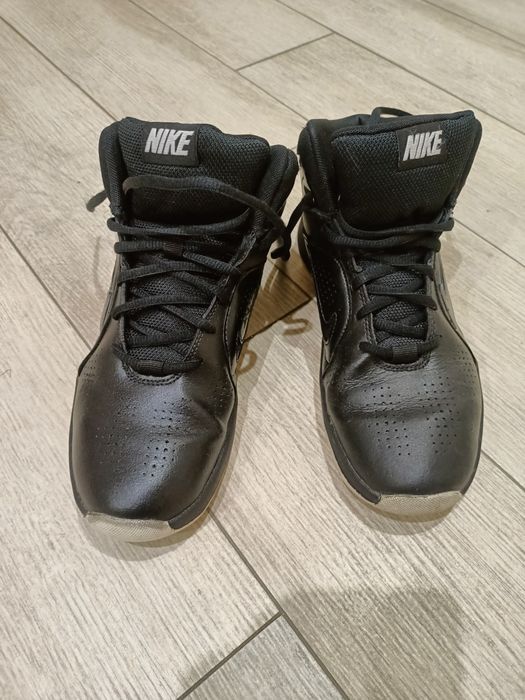 Кожаные  подростковые ботинки Nike