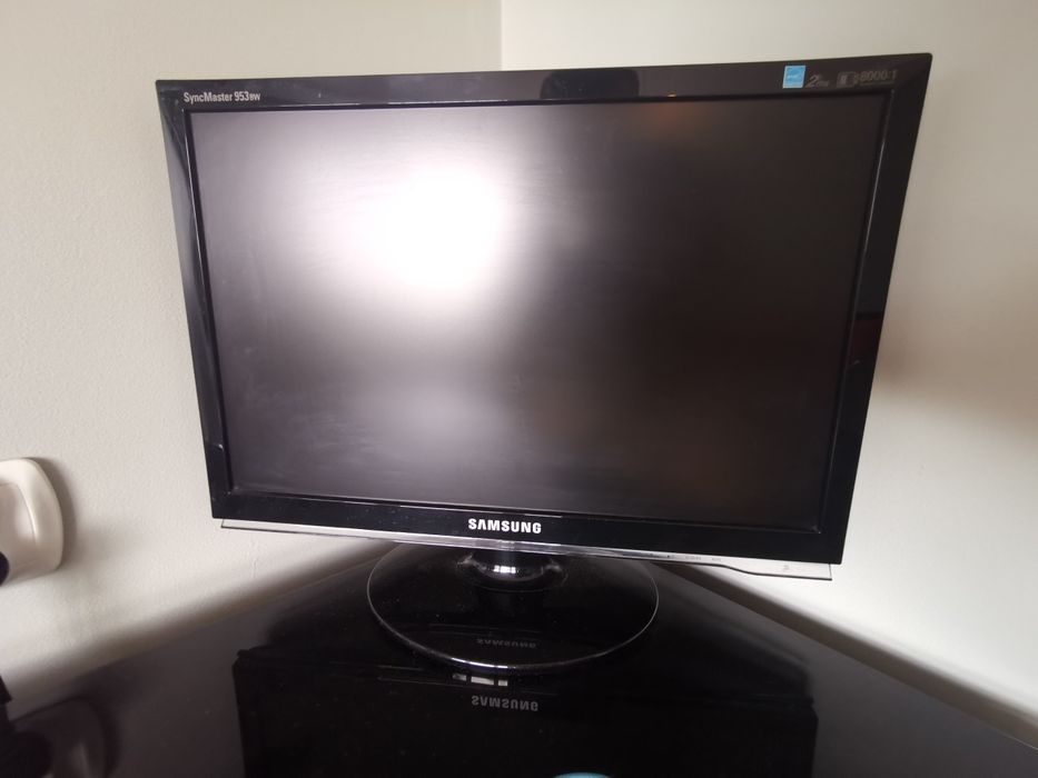 Monitor samsung stan bardzo dobry