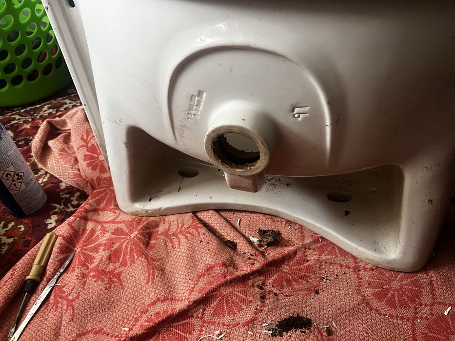 Умивальник 60. см