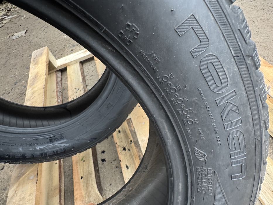 215 55 17 Nokian