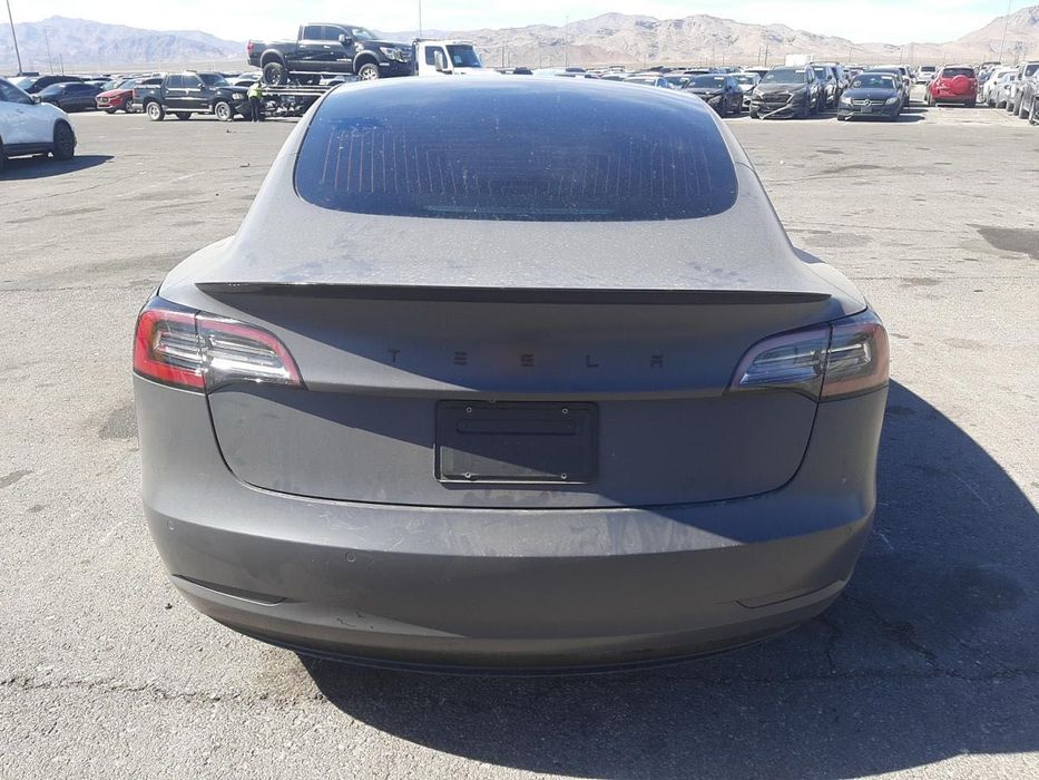 Tesla Model 3 SR RWD, 2019