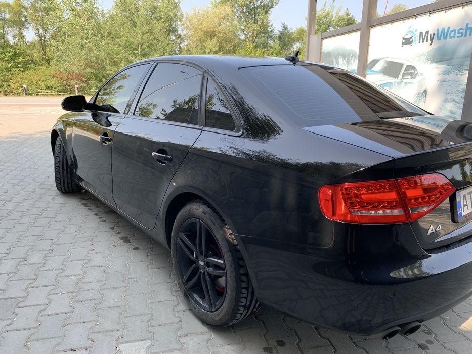 Продаю Audi a4 b8 рідний пробіг!