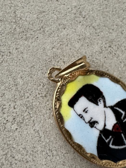 Pendente em ouro português de 19,2kts