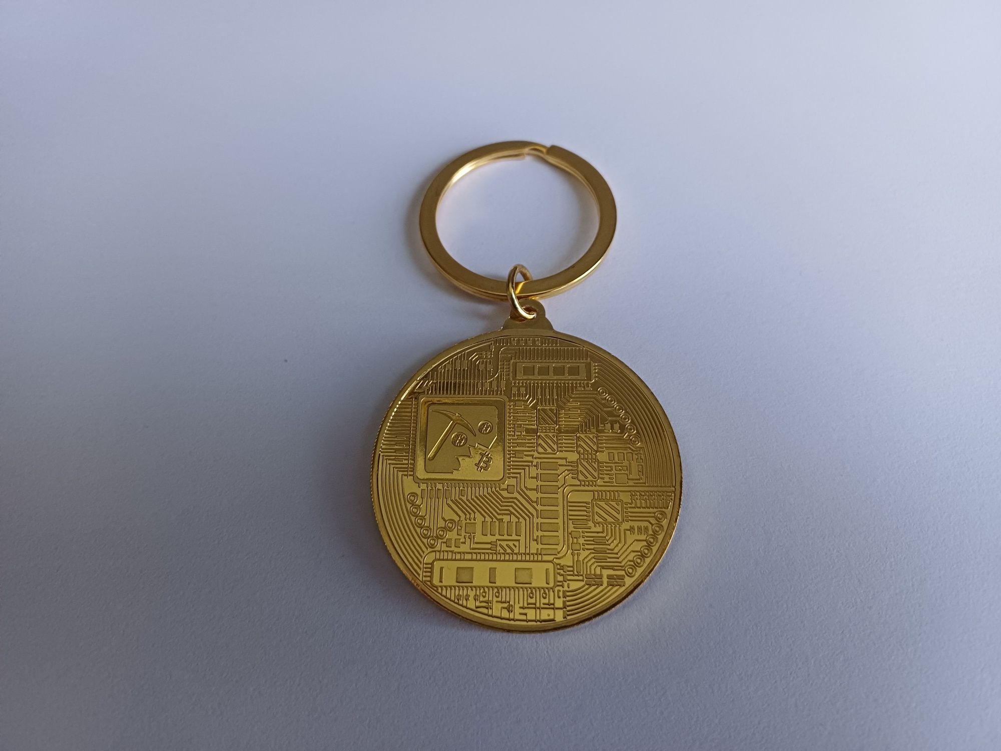 Brelok Bitcoin Złoty