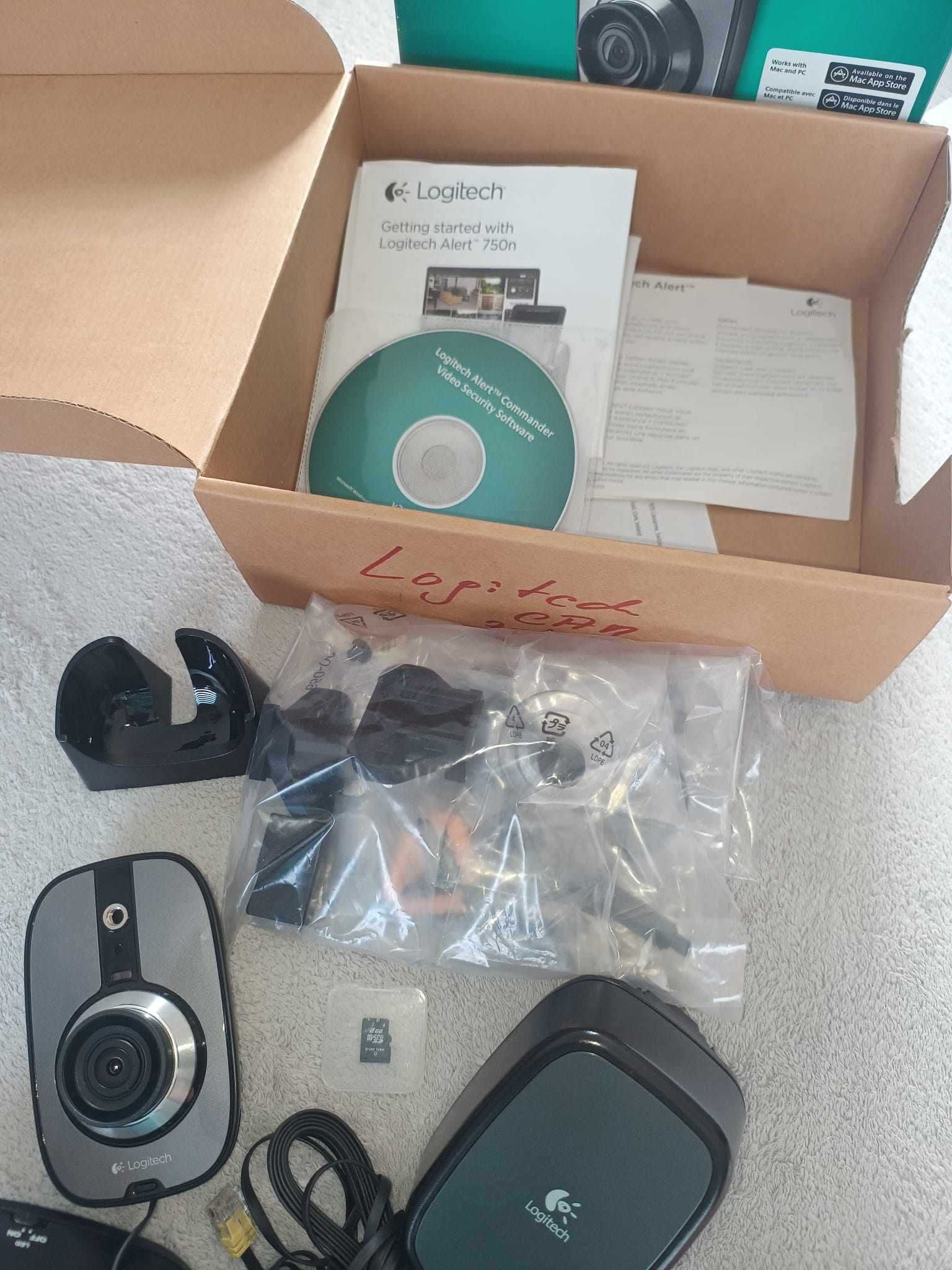 Kamera Logitech Alert 750n Indoor Master System wewnętrzna stan BDB