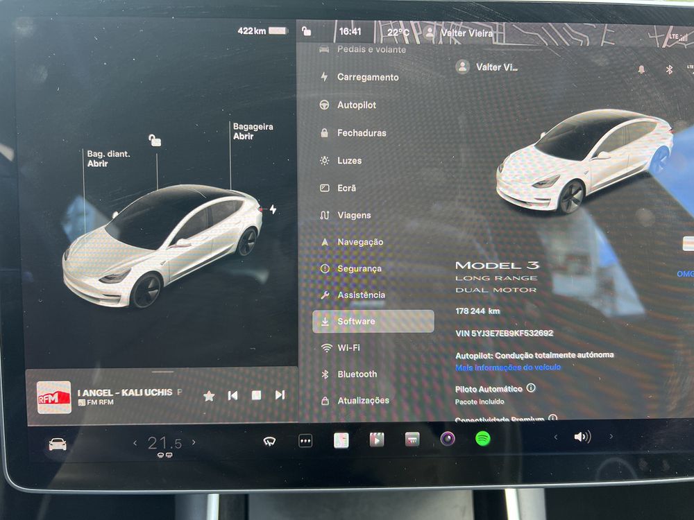 Tesla model 3 long range dual motor