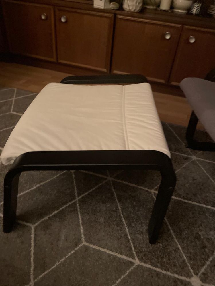 Fotel Ikea z podnozkiem