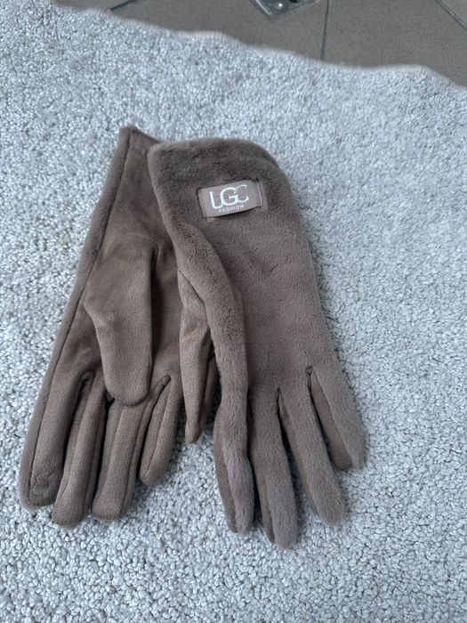 Rękawiczki camelowe futrzane