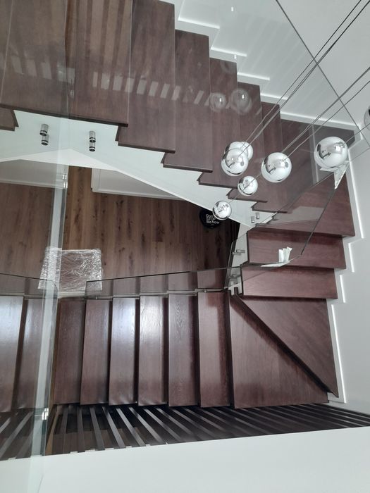 Cozinhas, roupeiros, portas, por medida.