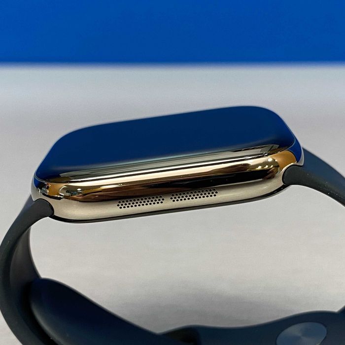 Apple Watch Series 10 GPS + Cellular (46mm) - Titanium Natural