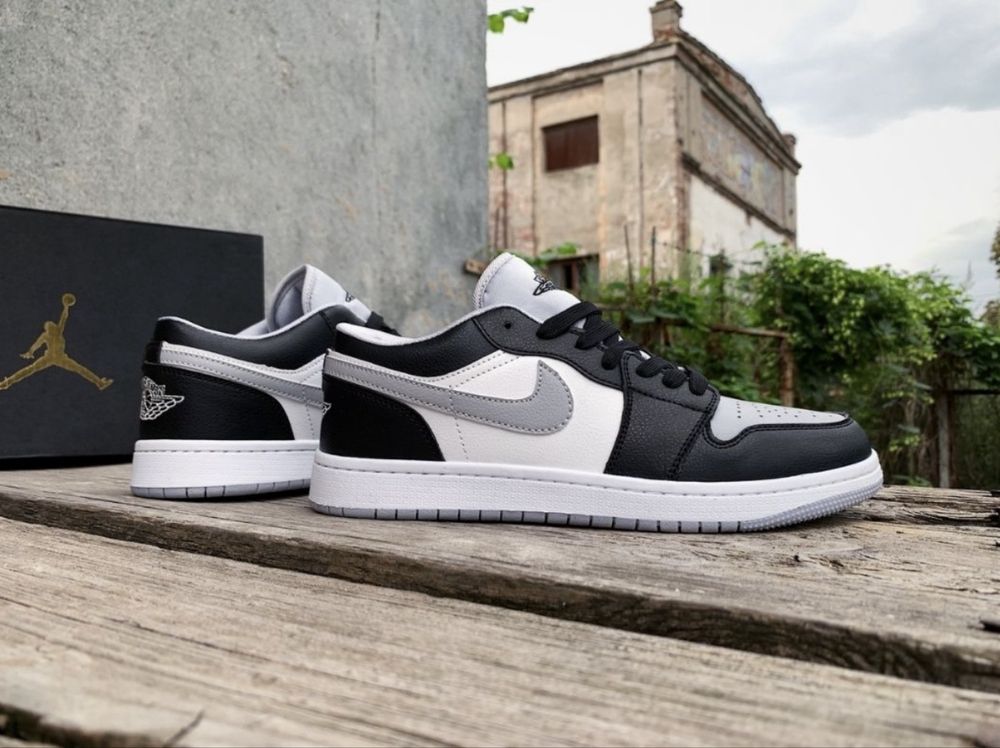 Кпосівки Nike  Air Jordan 1 Low Black/Grey