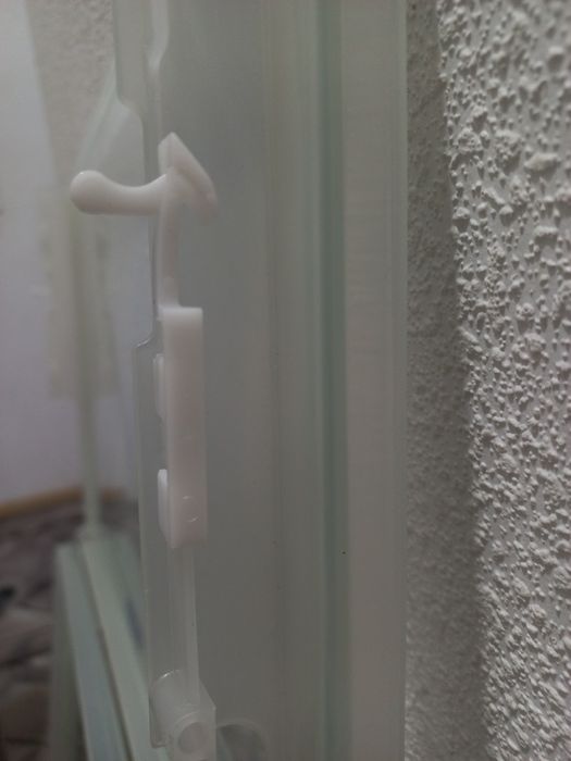 Основные боковые полочки для холодильника Whi