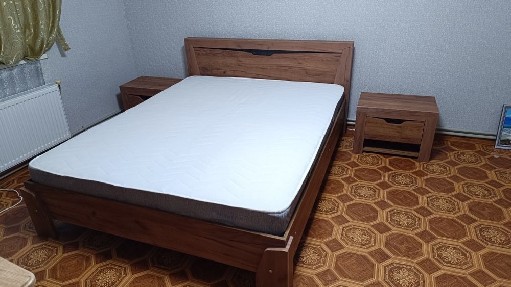 Кровать двухспальная