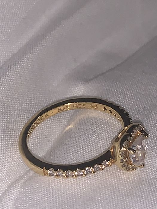PANDORA Elevated Heart Ring