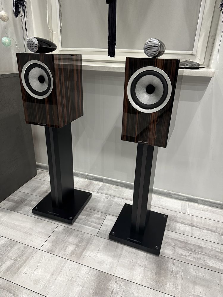 Kolumny podstawkowe  Bowers&Wilkins 705 Signature+ Standy Top Model
