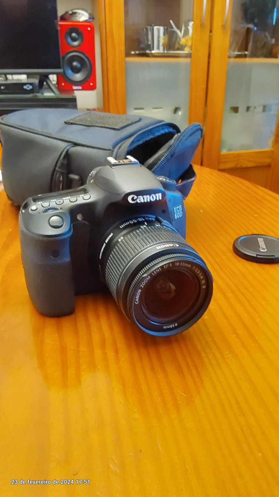 Máquina fotográfica Canon eos 65D