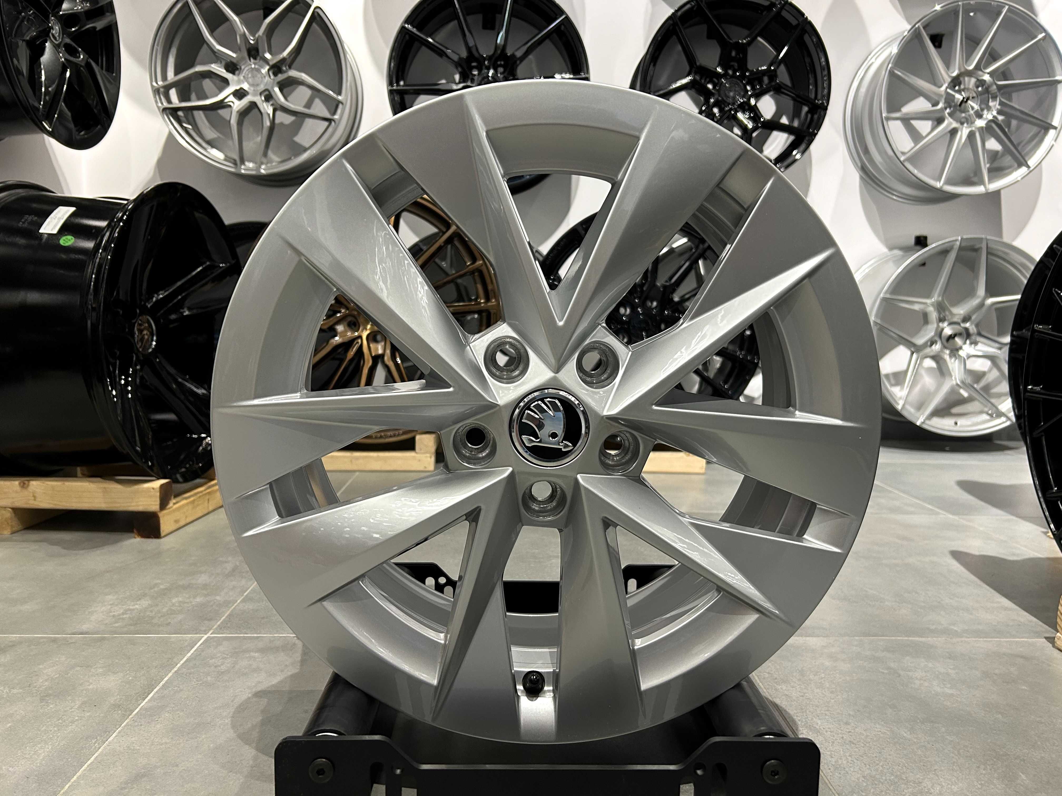 Oryginalna felga 17 5x112 ET46 SKODA Octavia III IV 5E3/601025E