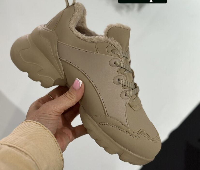 Кросівки жіноч зима розмір 36