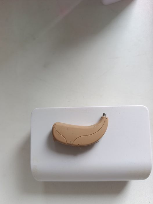 Продам слуховий апарат unitron e sp max 3200