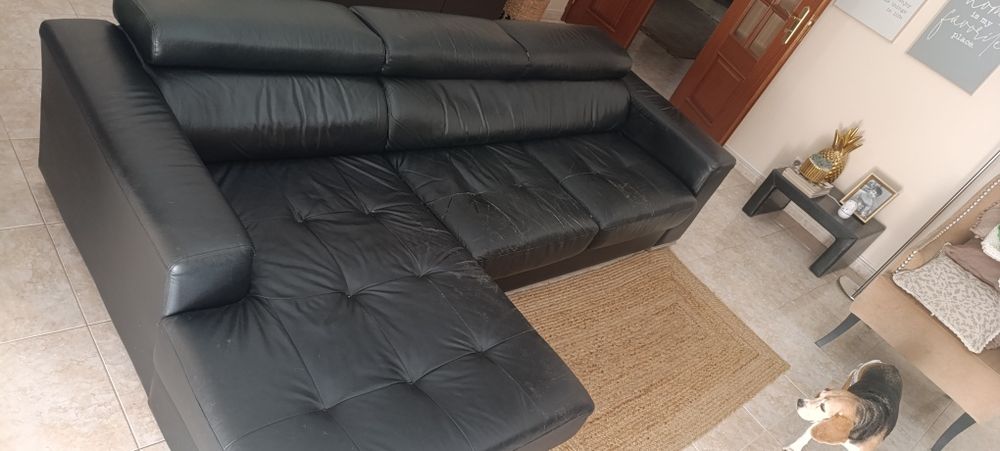 Sofá usado em condiçoes boas, sem transporte!!! Preço até sexta feira
