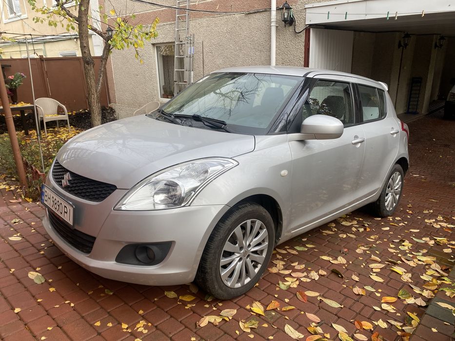 Продам Suzuki Swift 2014